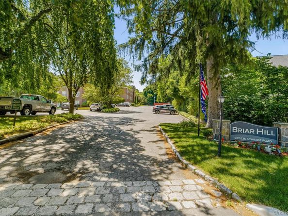225 Schrade Road 1E, Briarcliff Manor NY 10510