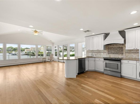 154 Sunset Drive, Sayville NY 11782