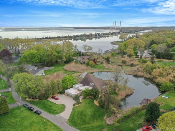 5 Kew Court, Northport NY 11768
