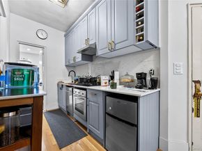 228 W 17th Street 2A, New York (Manhattan) NY 10011