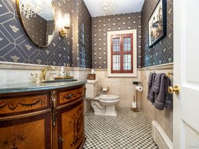 49 Andover Road, Rockville Centre NY 11570