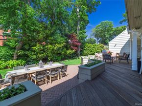 49 Andover Road, Rockville Centre NY 11570