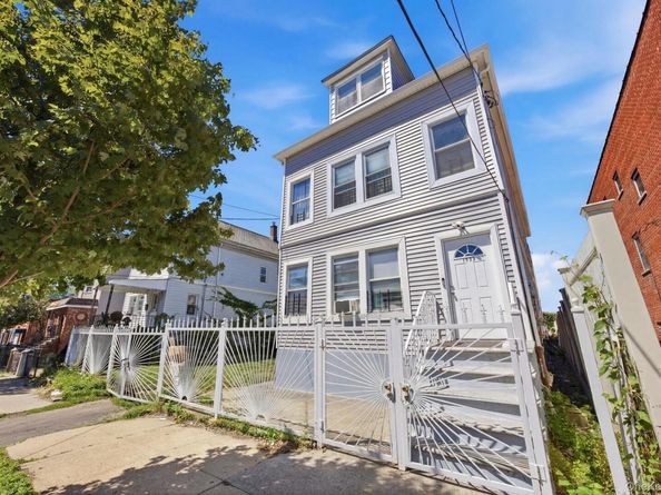 1127 Calhoun Avenue, Bronx NY 10465