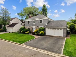 67 Raymond Place, Hewlett NY 11557