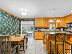67 Raymond Place, Hewlett NY 11557