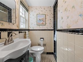 67 Raymond Place, Hewlett NY 11557