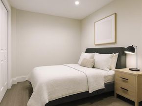 14105 Northern Boulevard 1, Flushing NY 11354