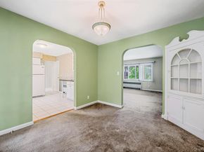 108 Ketewamoke Avenue, Babylon NY 11702