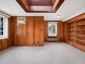 108 Ketewamoke Avenue, Babylon NY 11702