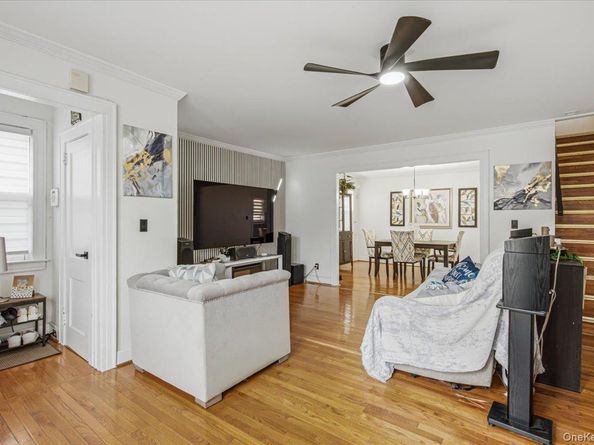 94-26 210th Street, Queens Village NY 11428