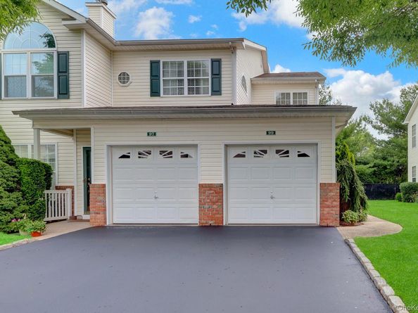 99 Constantine Way, Mount Sinai NY 11766