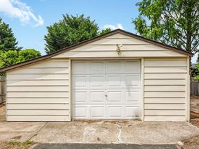 845 Karshick Street, Bohemia NY 11716
