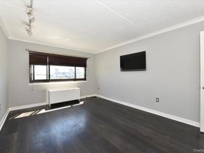 725 Miller Avenue 218, Freeport NY 11520