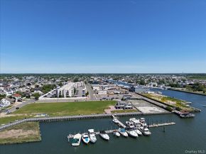 725 Miller Avenue 218, Freeport NY 11520