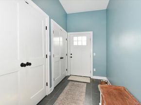 28 Red Oak Place, Massapequa NY 11758