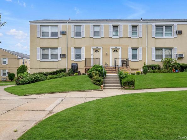 71-32 Little Neck Parkway 148B, Bellerose NY 11426