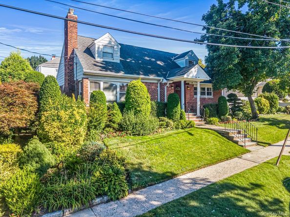 14-05 156th Street, Whitestone NY 11357