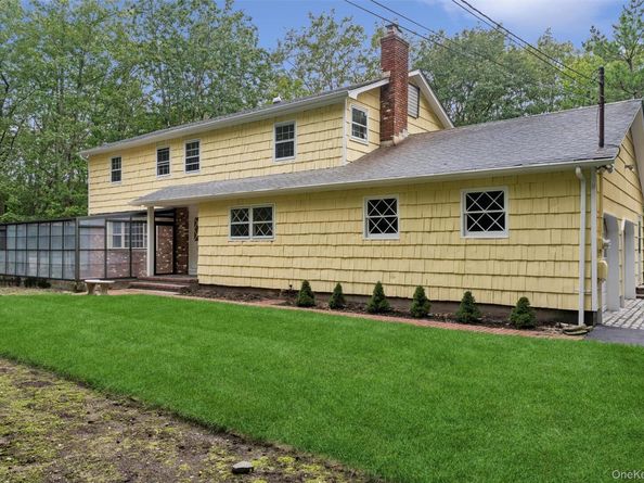 614 Twin Hills Court, Northport NY 11768