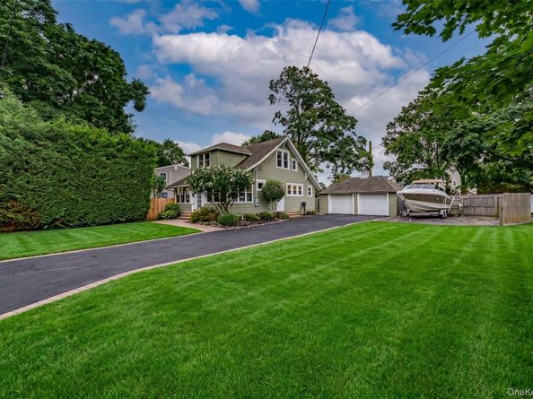 116 Railroad Avenue, Saint James NY 11780