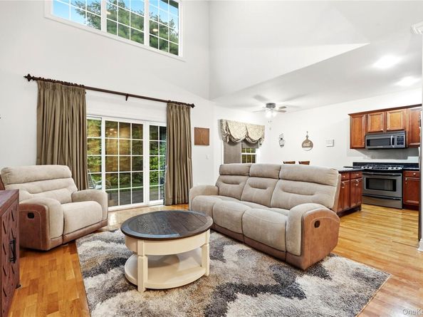 260 Medea Way, Central Islip NY 11722