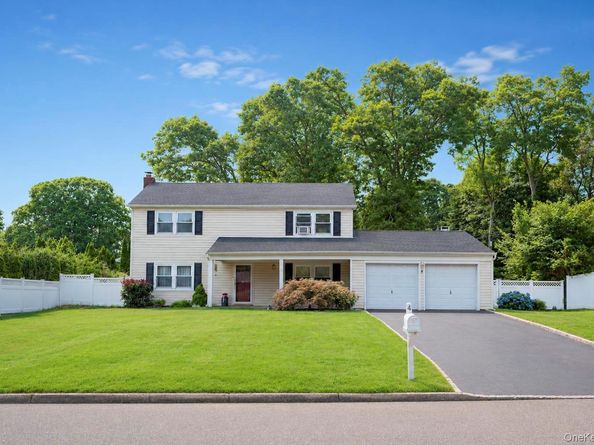 4 Beaverdale Lane, Stony Brook NY 11790