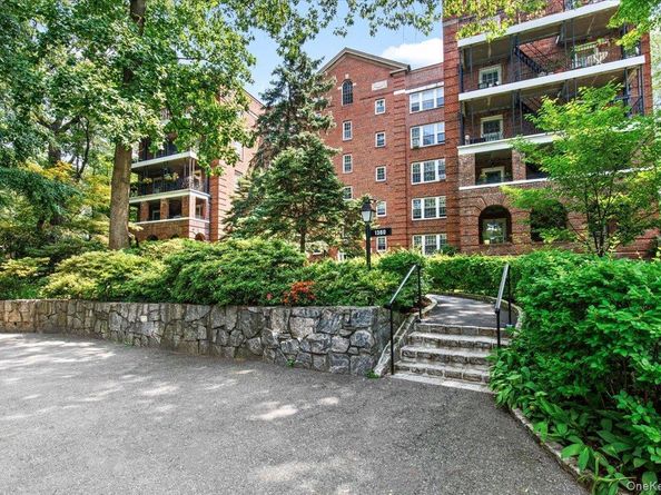 1360 Midland Avenue TE, Bronxville NY 10708