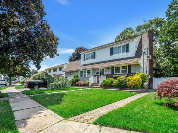 280 Van Cott Avenue, Farmingdale NY 11735