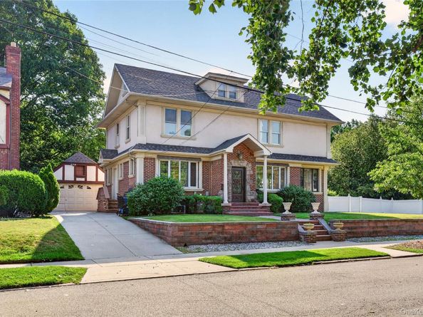 8433 Wareham Place, Jamaica NY 11432