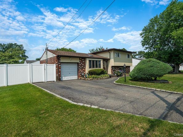 336 W 23rd Street, Deer Park NY 11729