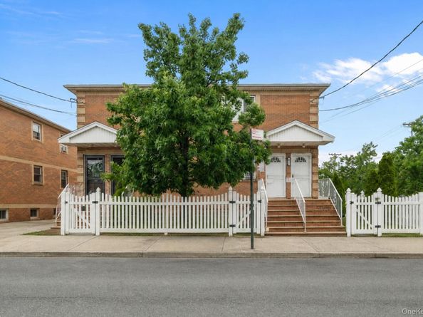 874 Pine Street, Brooklyn NY 11208