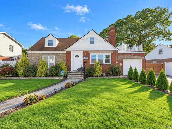 26 Melvin Avenue, West Hempstead NY 11552