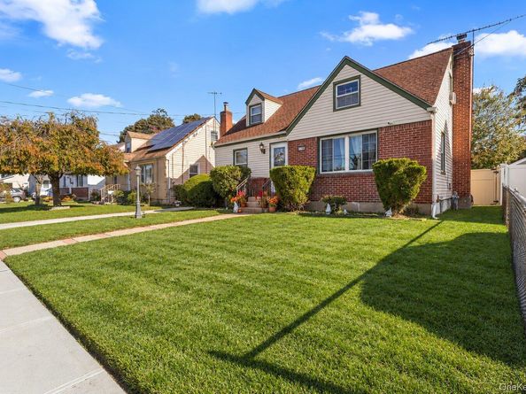 178 Rhodes Avenue, Hempstead NY 11550