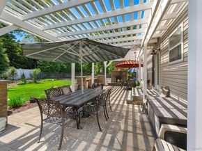 4 Vera Court, Centereach NY 11720