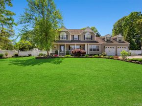 4 Vera Court, Centereach NY 11720