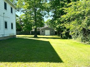 66-68 Hawthorne, East Islip NY 11730