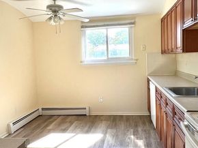 66-68 Hawthorne, East Islip NY 11730