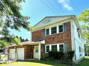 66-68 Hawthorne, East Islip NY 11730