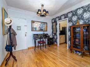 55 Lenox Road 1 F, Rockville Centre NY 11570