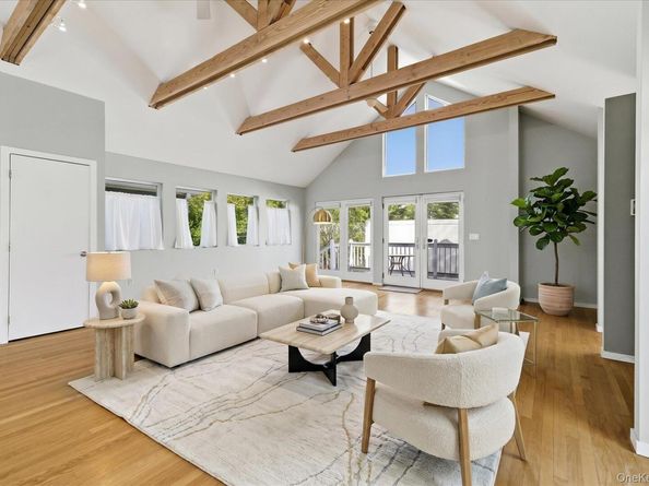 33 Bath Street, Lido Beach NY 11561