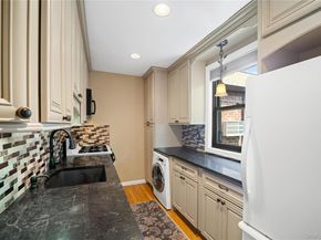 58-48 246th Crescent Upper, Douglaston NY 11362