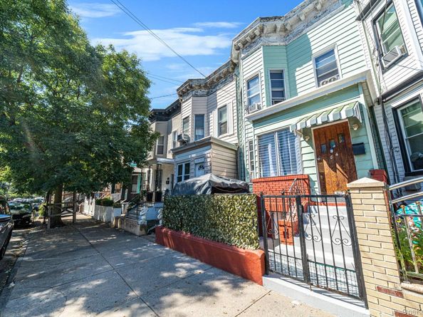 84 Autumn Avenue, Brooklyn NY 11208