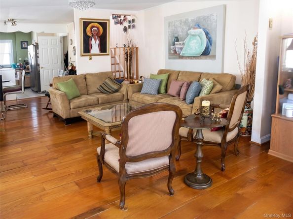 3239 202nd Street, Bayside NY 11361
