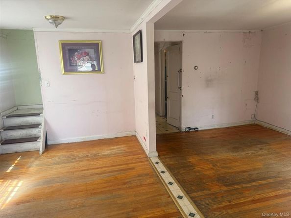 76-36 166th Street, Fresh Meadows NY 11366
