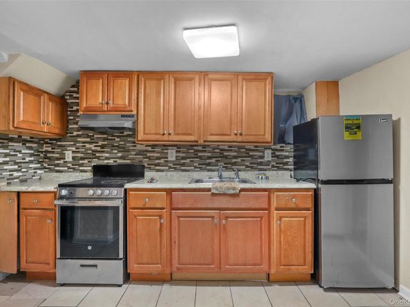 112 S 7th Avenue, Mount Vernon NY 10550