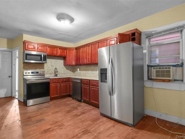 112 S 7th Avenue, Mount Vernon NY 10550