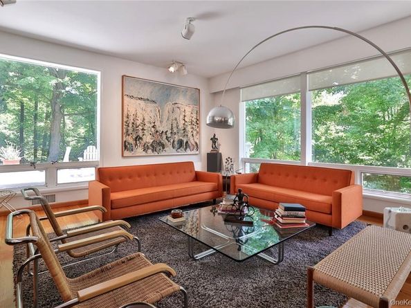 5 Deerfield Lane, Mamaroneck NY 10543