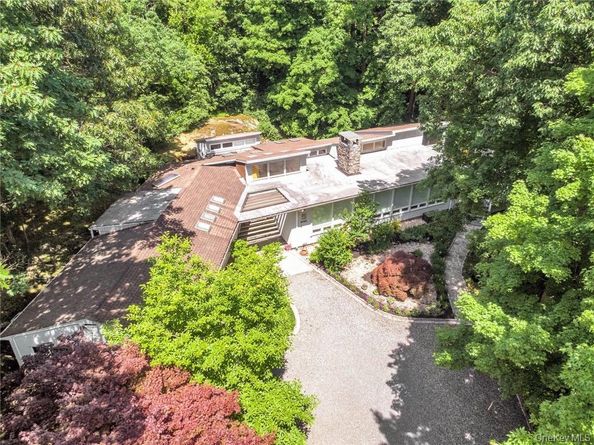 5 Deerfield Lane, Mamaroneck NY 10543