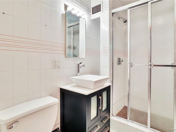 5 Deerfield Lane, Mamaroneck NY 10543