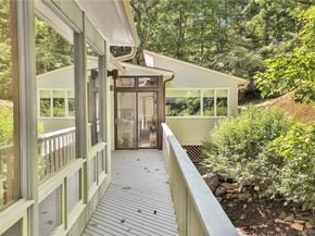 5 Deerfield Lane, Mamaroneck NY 10543