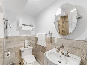 19 Halsey Place, Valhalla NY 10595